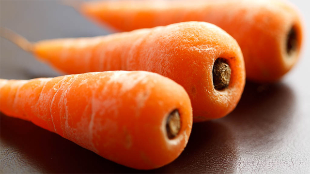 Крупная морковка